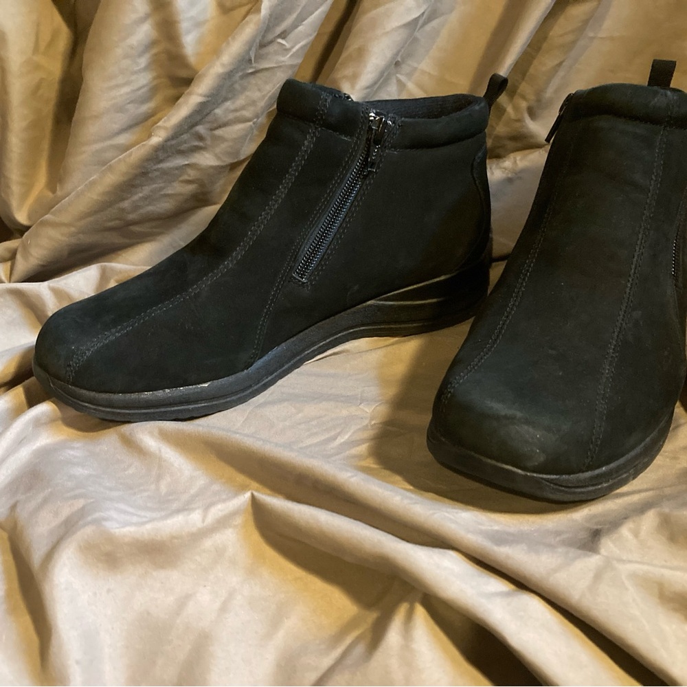 Dr. Scholl's Black Suede Low Wedge Ankle Booties with Side Zip